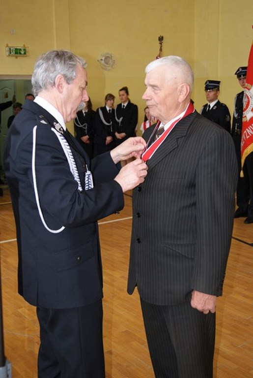  Szymon Salamończyk został odznaczony Złotym Znakiem Ochotniczych Straży Pożarnych Rzeczypospolitej Polskiej.